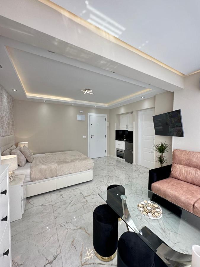 Holiday & Relax - Appartament Center Τορρεμολίνος Εξωτερικό φωτογραφία